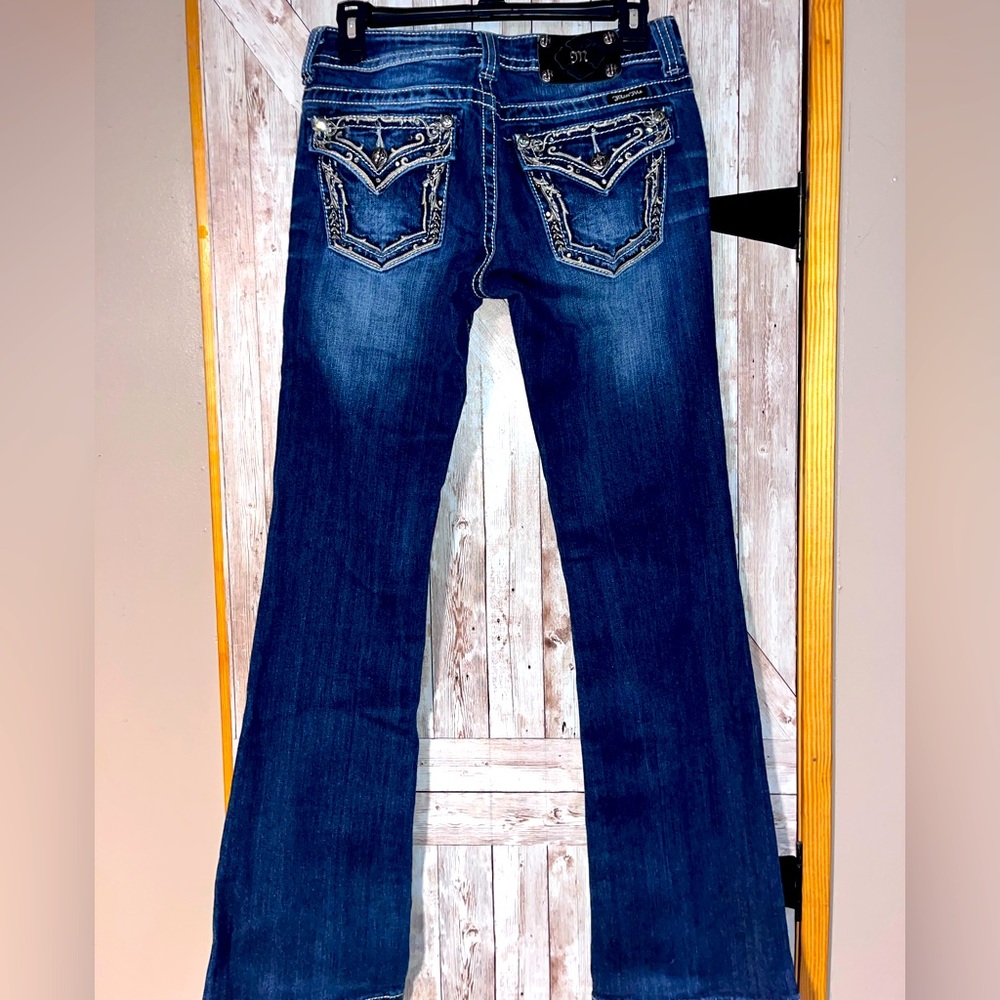 Miss Me SIZE 28